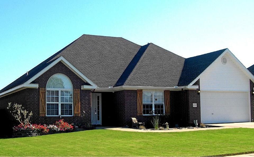 2150 Sq Ft. all brick