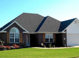 863 Nicholson Ave, Springdale, AR 72764