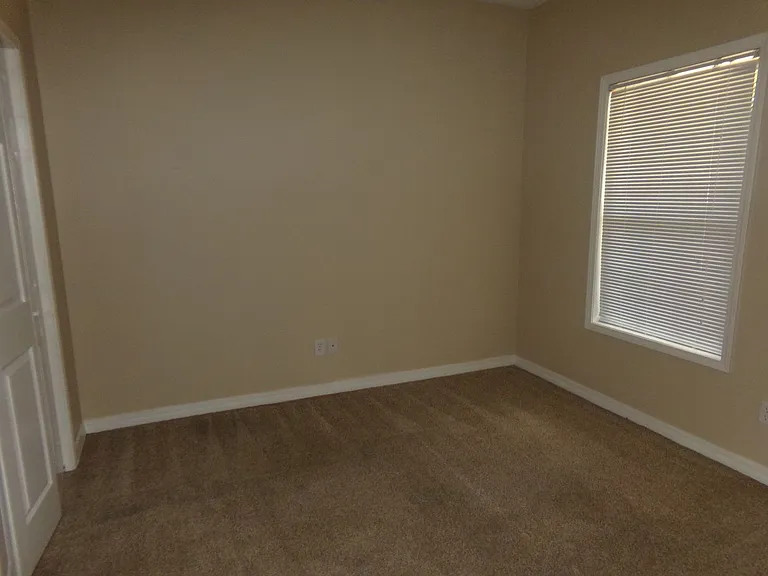 903 Cook St — Photo 3