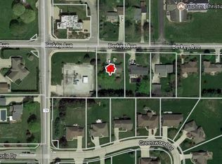 2206 Berkey Ave, Goshen, IN 46526