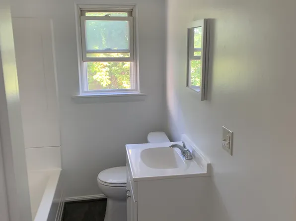 (undisclosed Address), Fall River, MA 02721