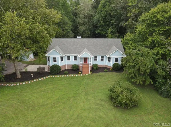 8561 Merry Oaks Ln, Toano, VA 23168