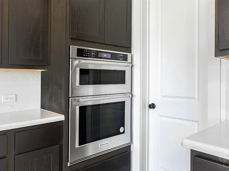 7526 Sunny Oak Ln — Photo 19