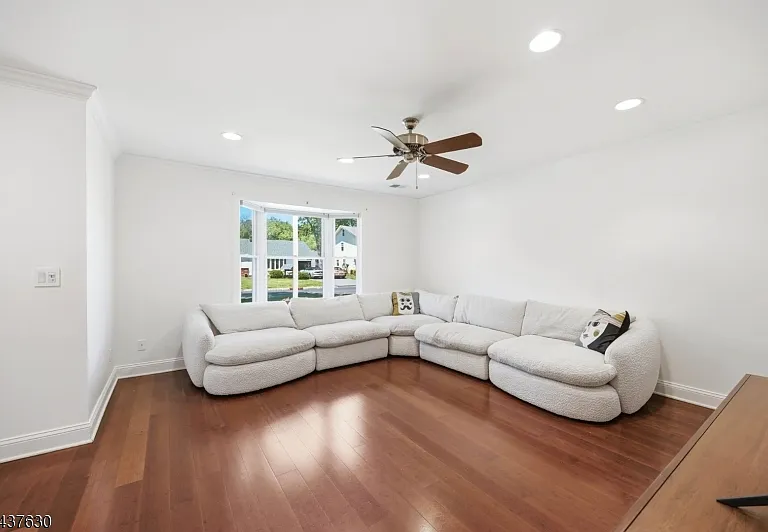 100 Kimball Ave — Photo 24
