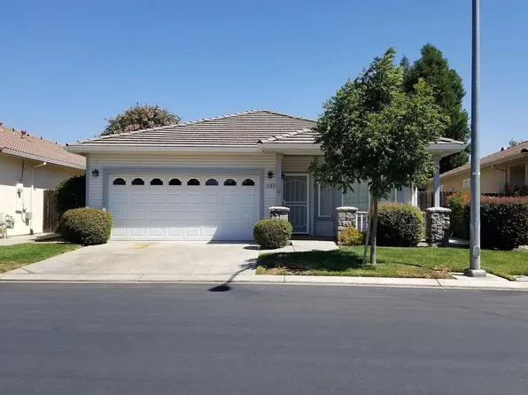 3360 Spring Garden Dr, Turlock, CA 95382