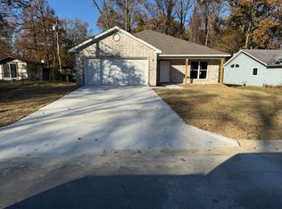514 Goldenwood Dr, Jacksonville, AR 72076