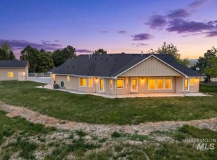 5803 Whispering Hills Dr, Marsing, ID 83639