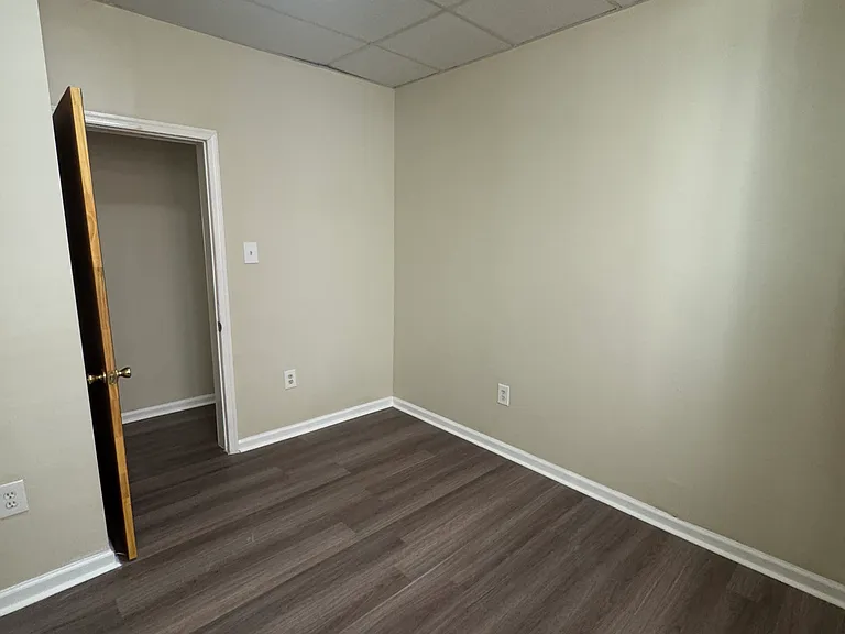 4102 W Girard Ave #1R — Photo 7