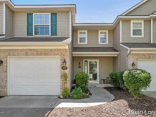 490 Abbey Mill Dr SE, Ada, MI 49301