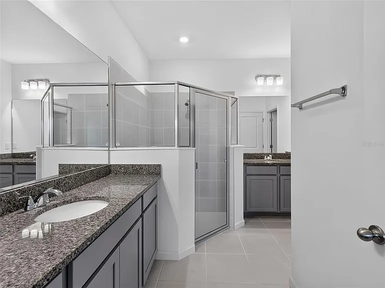 2027 Firethorn Loop — Photo 24