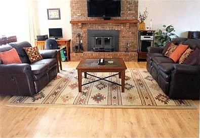2nd image of 6240 La Joya Pl NW