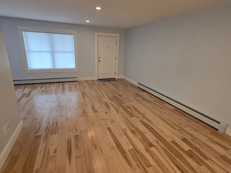 21 Juniper St — Photo 15