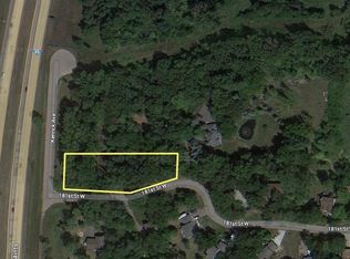 3 Kenrick Ave, Lakeville, MN 55044