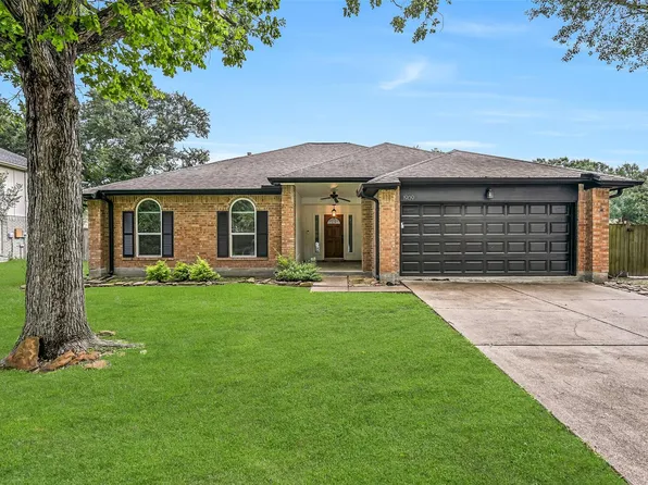 1909 Lavaca St, Friendswood, TX 77546