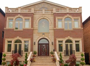 3214 S Canal St, Chicago, IL