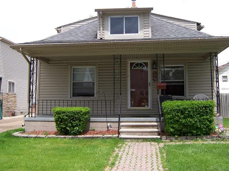 1st image of 1628 SW Pagel Ave