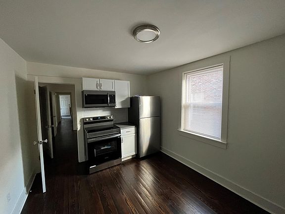 4th image of 522 Aurora Ave