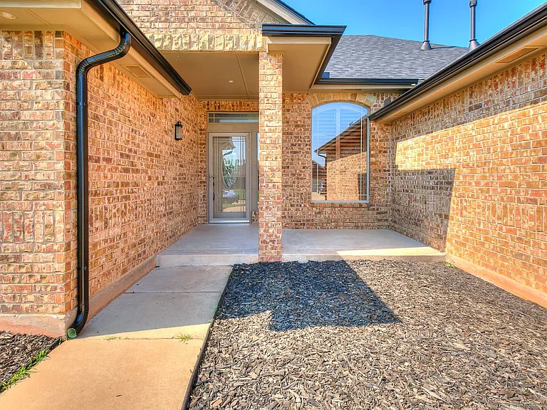 10811 Blue Sky Dr — Photo 5
