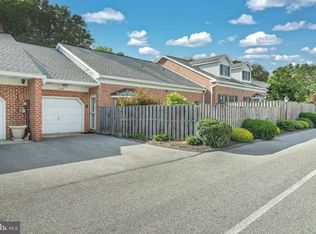 2026 Wyntre Brooke South Dr, York, PA 17403