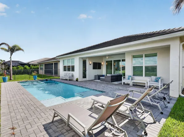 11758 SW Coral Cove Parkway, Port St Lucie, FL 34987