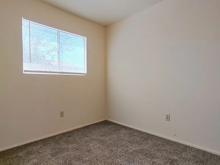 308 General Marshall St NE — Photo 8