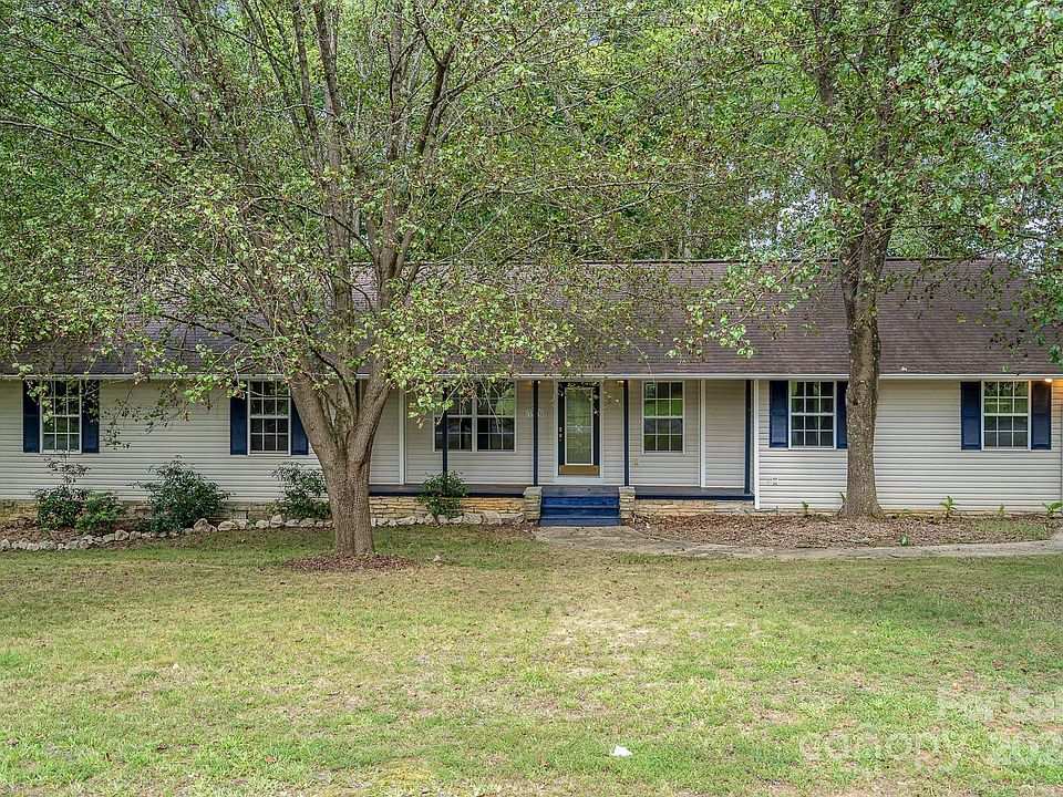 1st image of 3343 Blackvine Dr