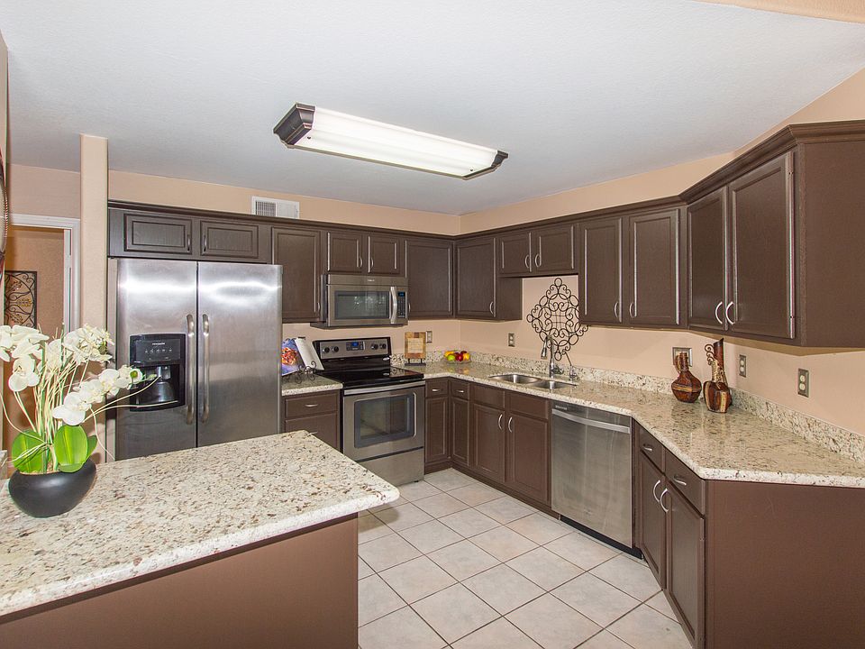 1st image of 4542 E Amberwood Dr