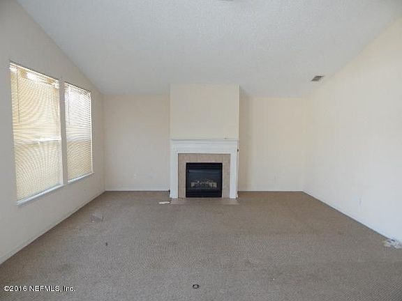living room (2)