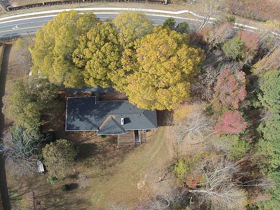 4th image of 5302 Church St