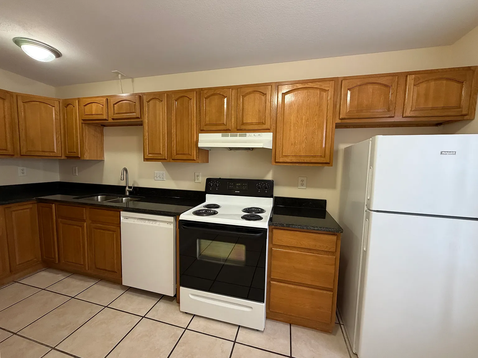 3 bed, 1533 sqft, $1,550 — Photo 3