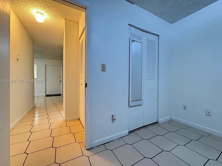 10765 SW 4th St — Photo 5