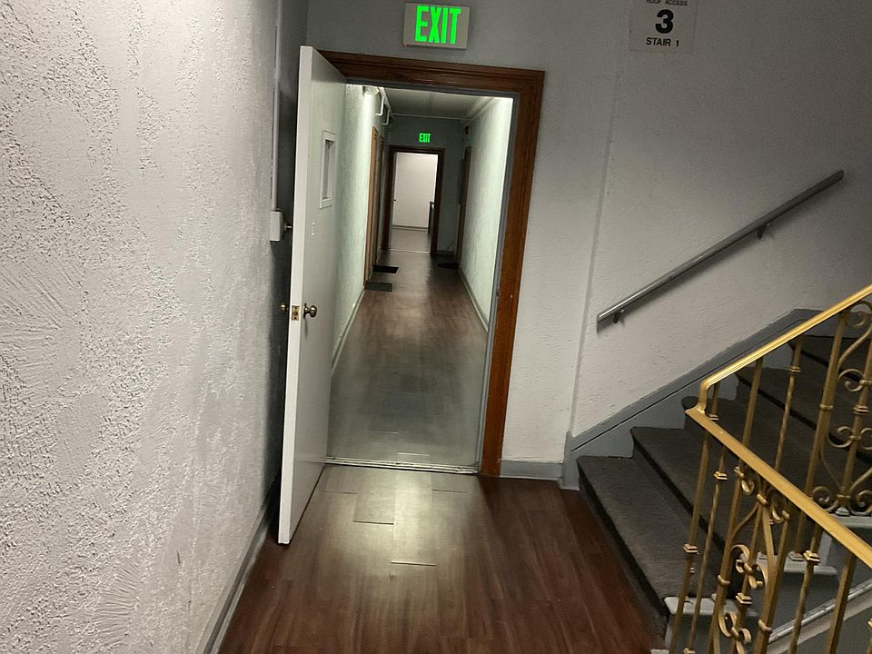 1st image of 618 S Dunsmuir Ave #6