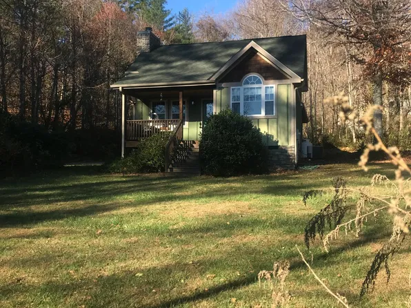 5 Speckled Hen Ln, Asheville, NC 28805