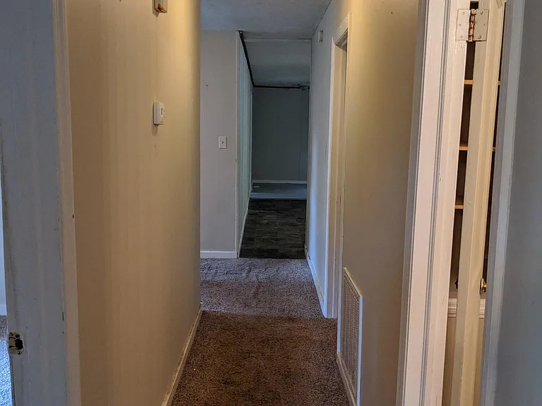130 Brentwood Pl NE — Photo 15