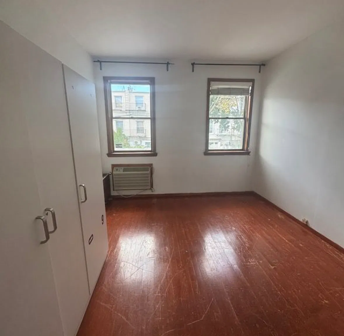 2 bed, $2,400 — Photo 2