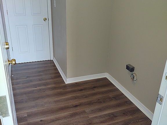 3rd image of 4808 Spencer Oaks Blvd