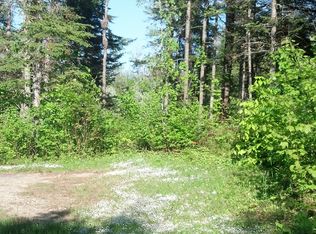 29 Big Dog Ln, Searsport, ME 04974