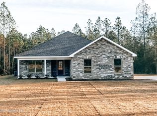 19791 Forrest Glen Dr, Pass Christian, MS 39571