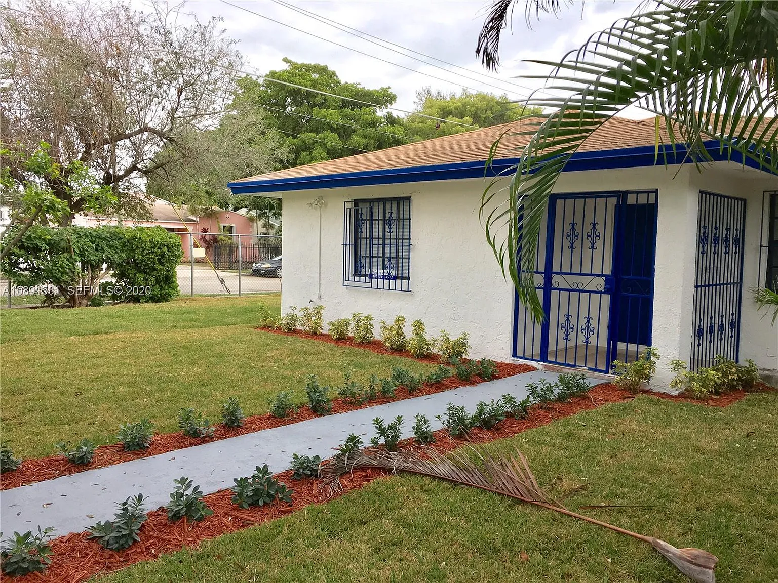 3 bed, 1416 sqft, $3,000 — Photo 1