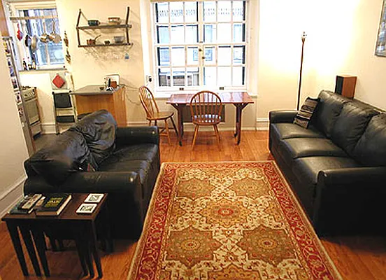 Sold by Verdi Square Realty | media 1
