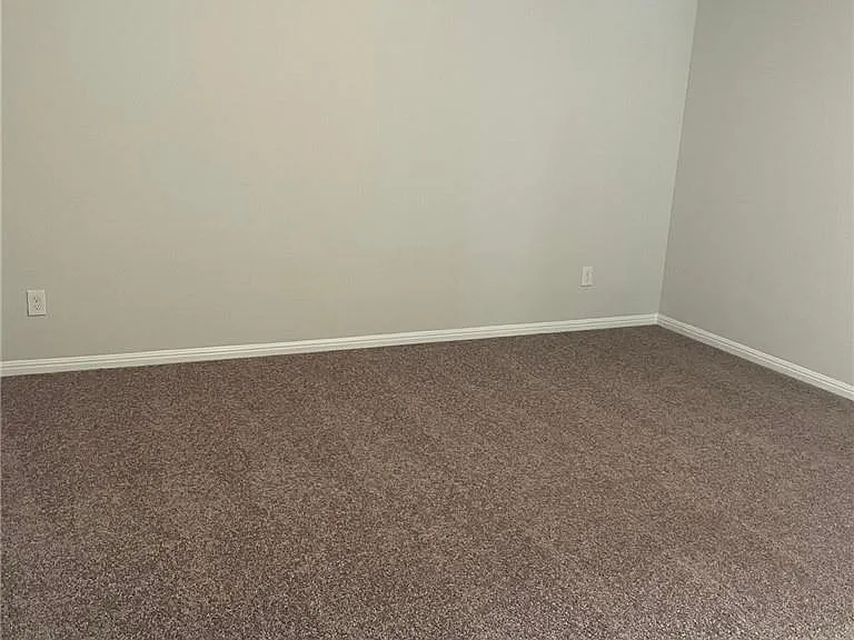 12809 Gilliland Ln — Photo 20