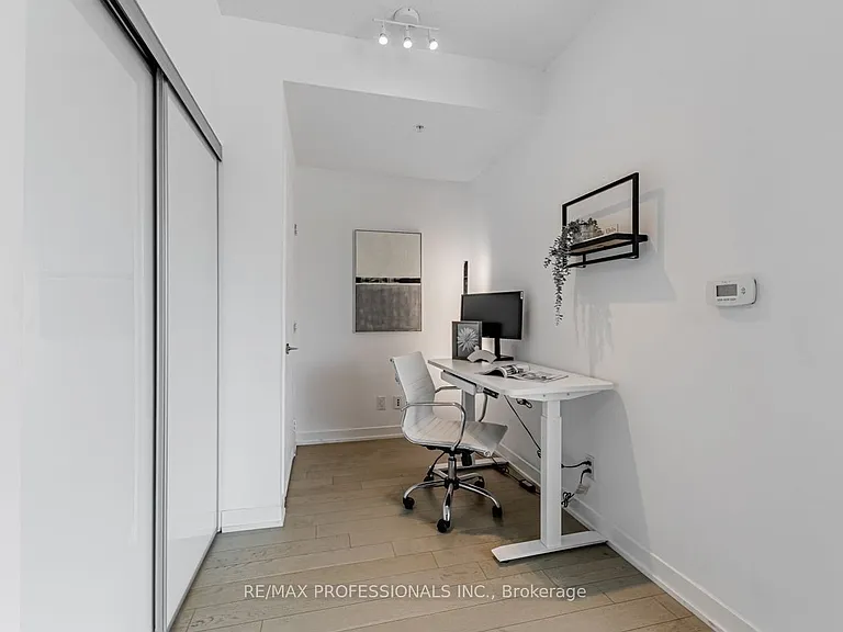 120 Bayview Ave #N303 — Photo 9