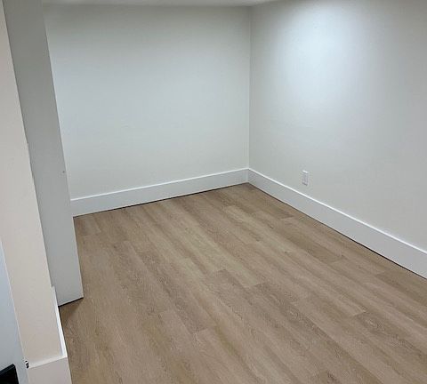 5th image of 3916 N Albina Ave #1