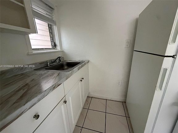 4th image of 2430 SW 25th Ter #3