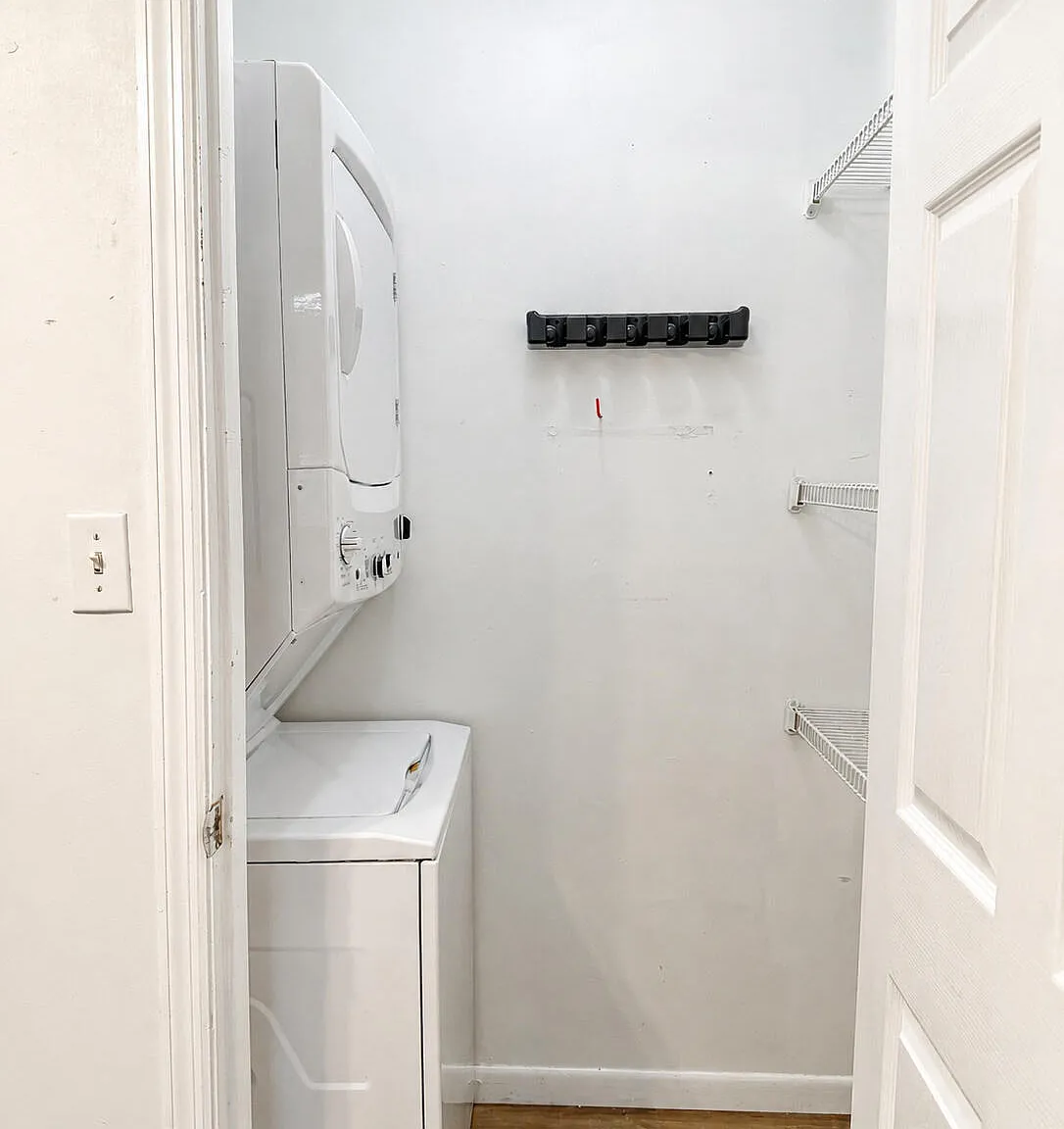 2 bed, 1040 sqft, $1,500 — Photo 4