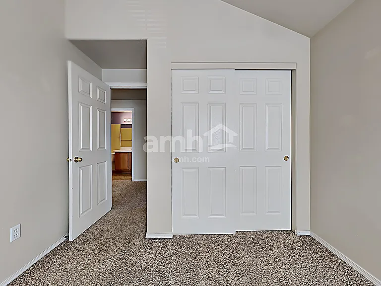 17633 Falling Leaf Ct — Photo 18