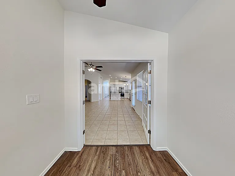 15142 W Eureka Trl — Photo 11