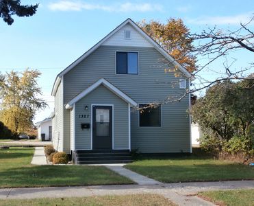 1327 N 18th St, Escanaba, MI, 49829
