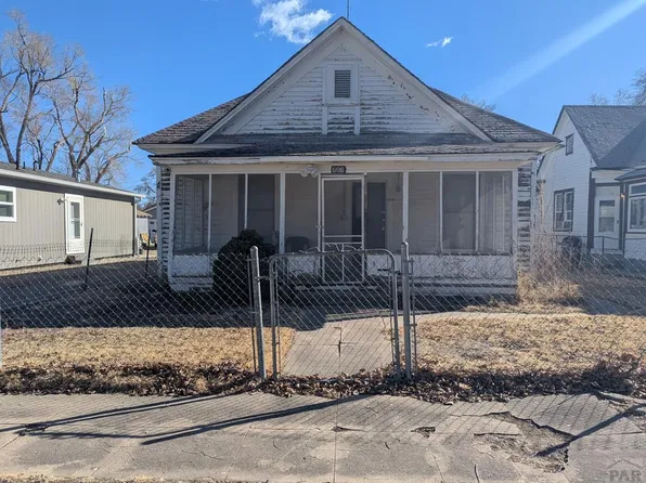 606 S 10th St, Rocky Ford, CO 81067