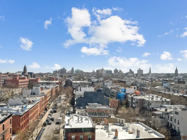 336 Douglass Street image 8 of 16